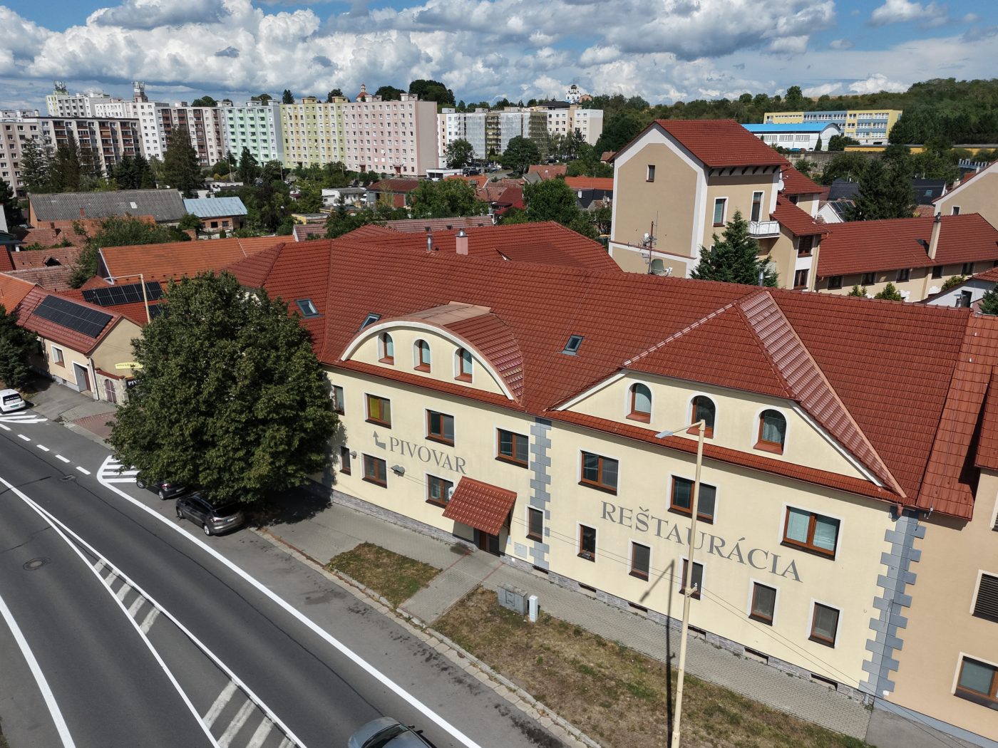 Vchod 20 v areáli na Bratislavskej